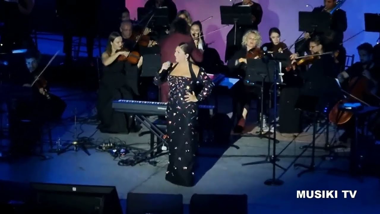 SİBEL CAN - Emret Öleyim (Konser/Canlı) Aspendos Antik Tiyatro