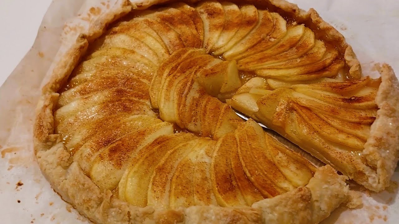 Easy Rustic Apple Crostata Recipe | Simple & Delicious Apple Dessert
