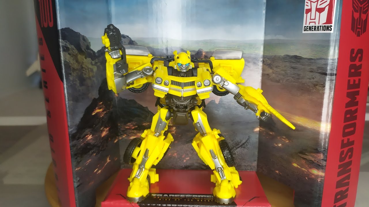 Обзор на фигурку Transformers Studio Series 100 Bumblebee