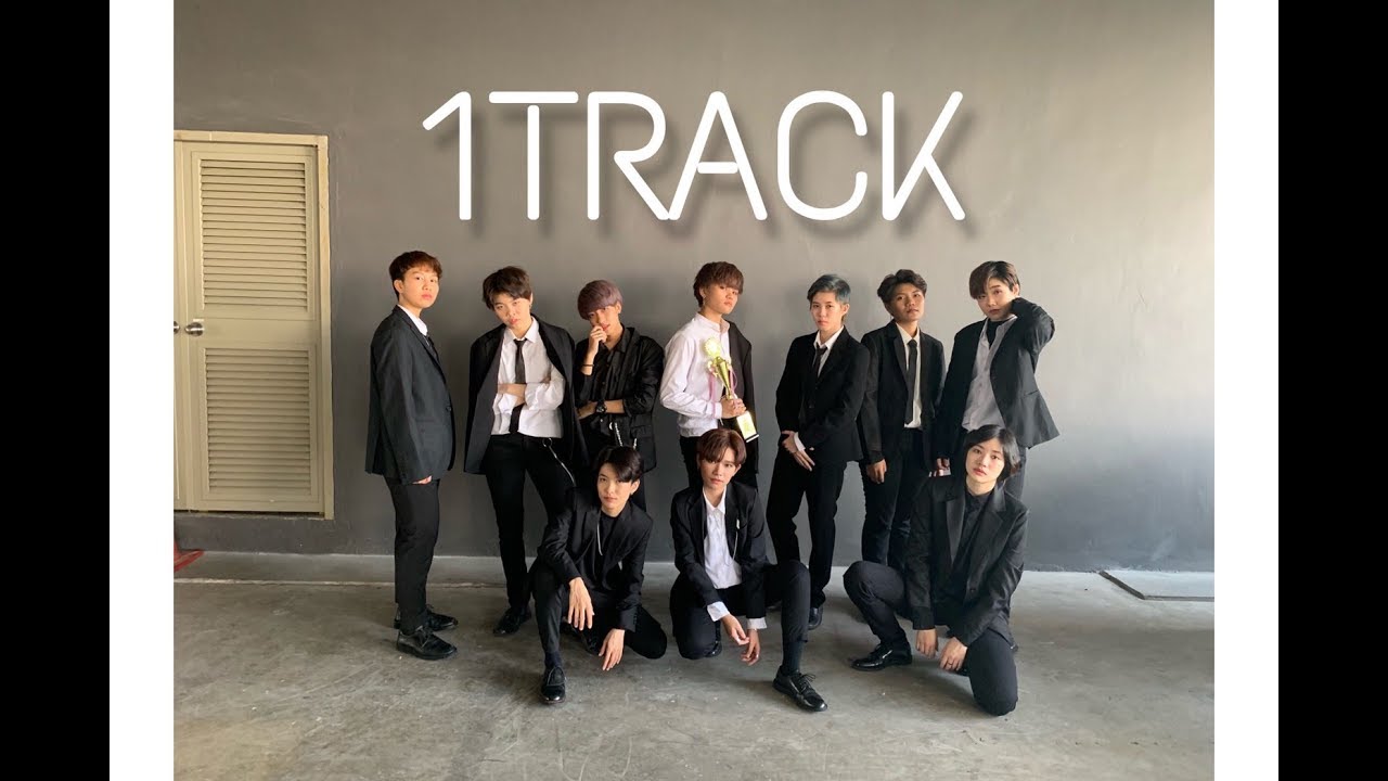 1TRACK cover Simon Says + Regular NCT127 @NCTFAIR.SS2