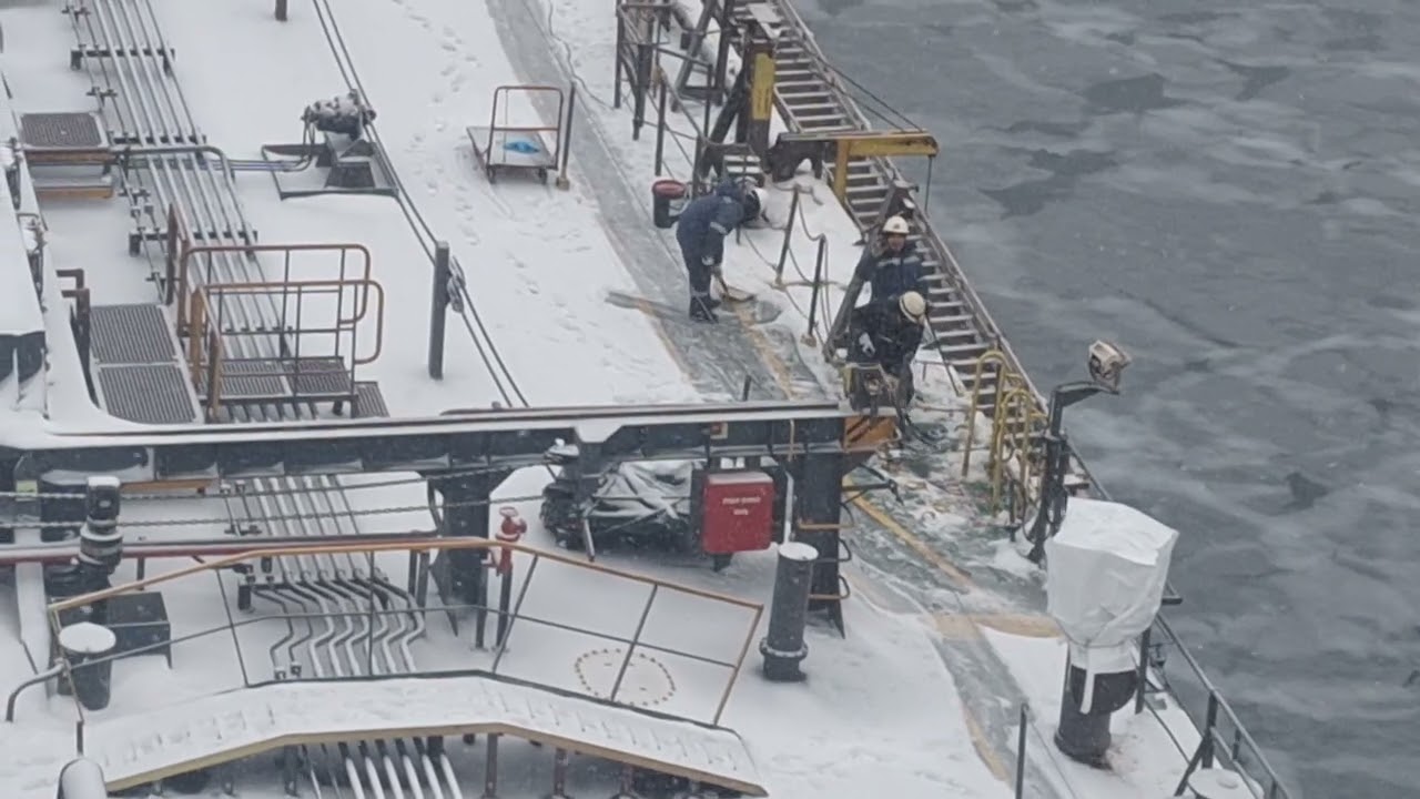 Working in Ice. 