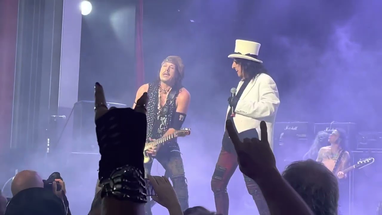ALICE COOPER…Schools Out for Summer 🤘🤘🎸 Monters of Rock Cruise 2022