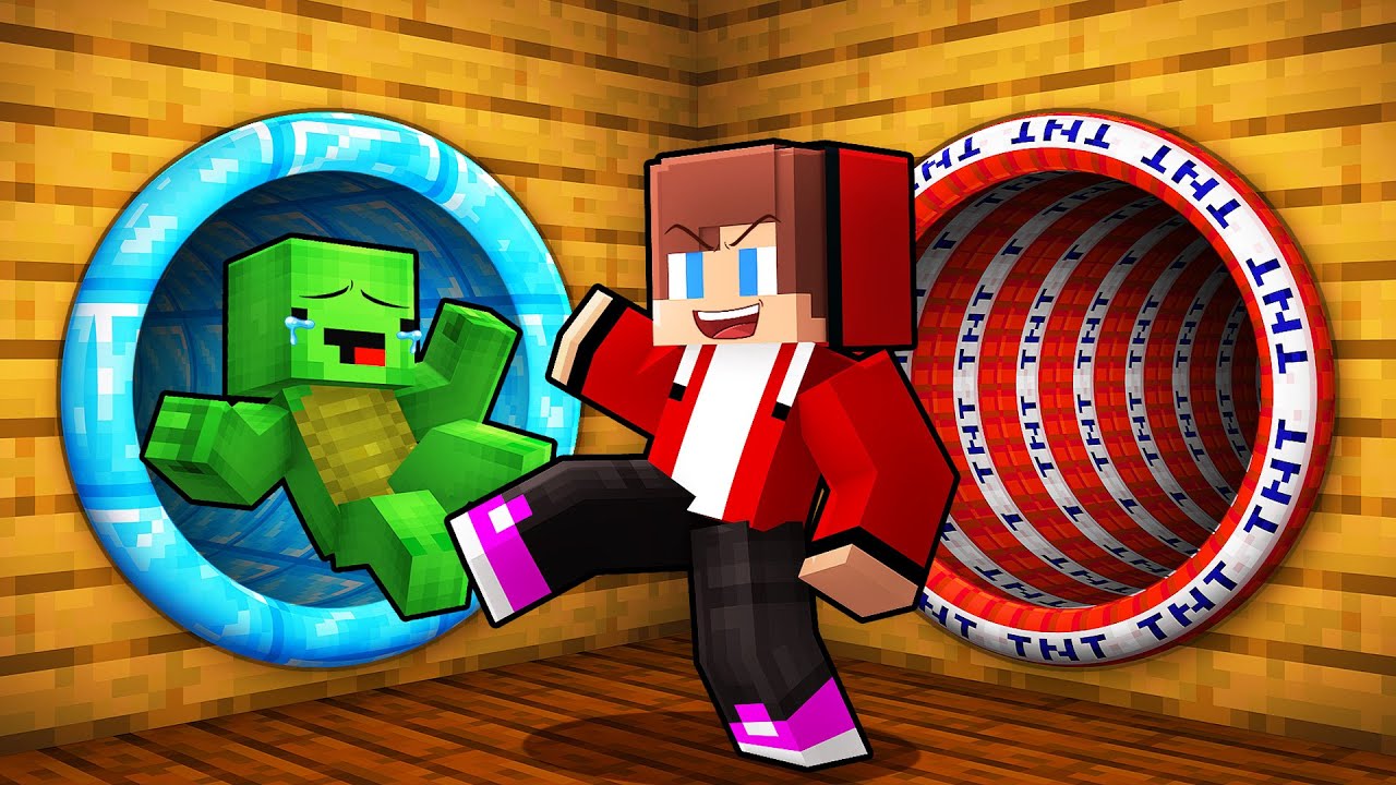 Mikey and JJ Choose the Right Slide in Minecraft (Maizen)