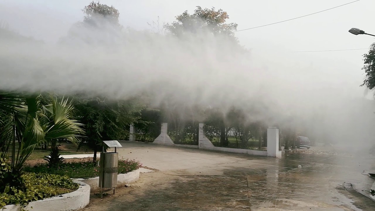 The TDM-M10 dust suppression fog gun has a long range