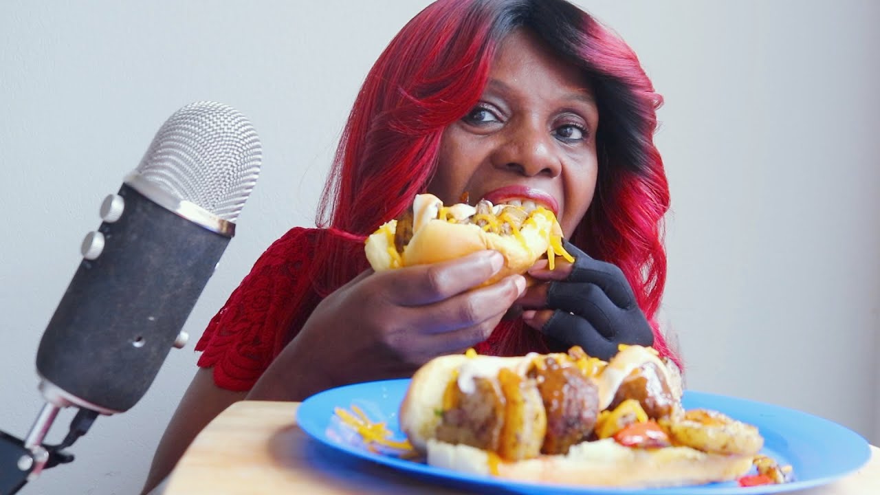 GRILL MEAT BALL ON HOT DOG ROLLS ASMR EATING SOUNDS