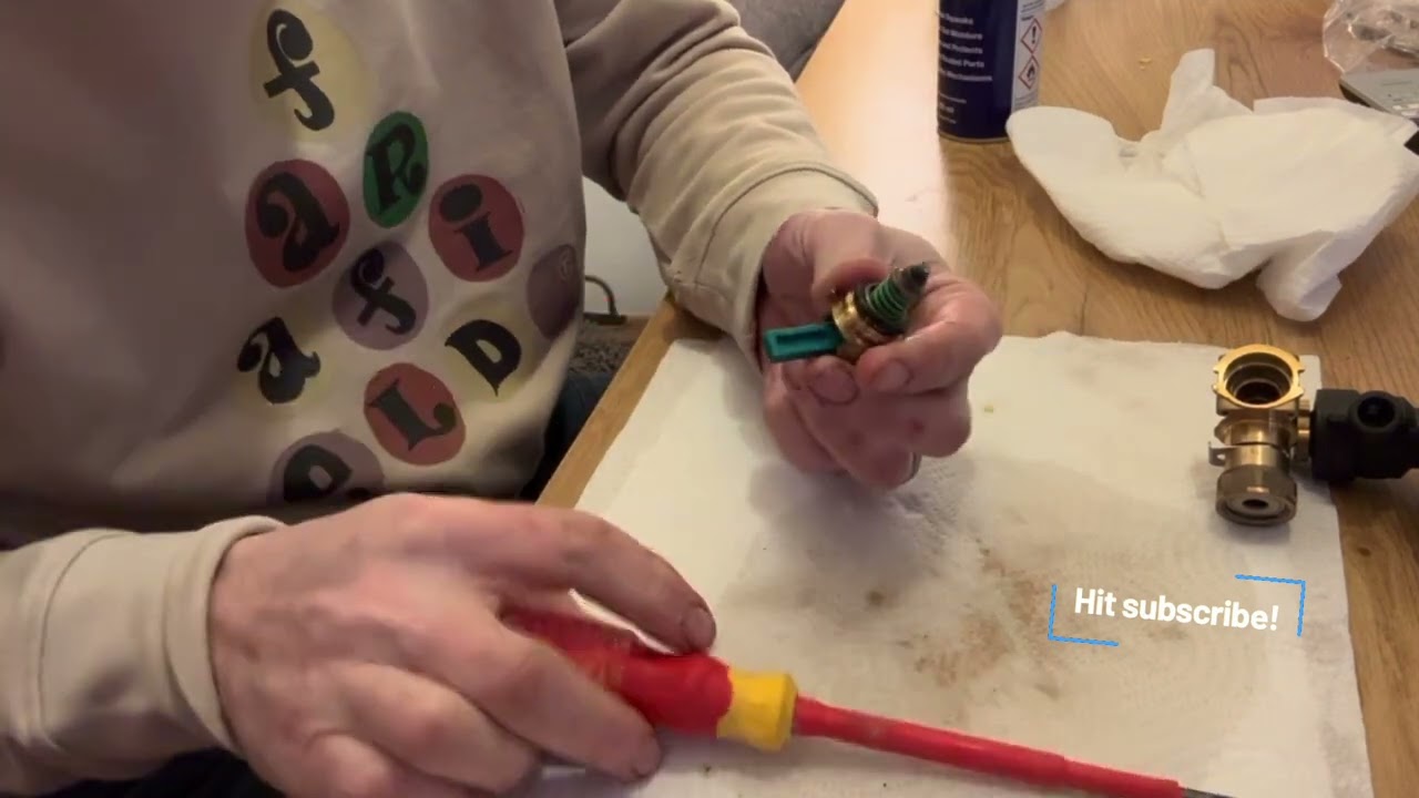 Lever stuck can’t top up boiler - Baxi - Worcester- integrated filling loop lever stuck