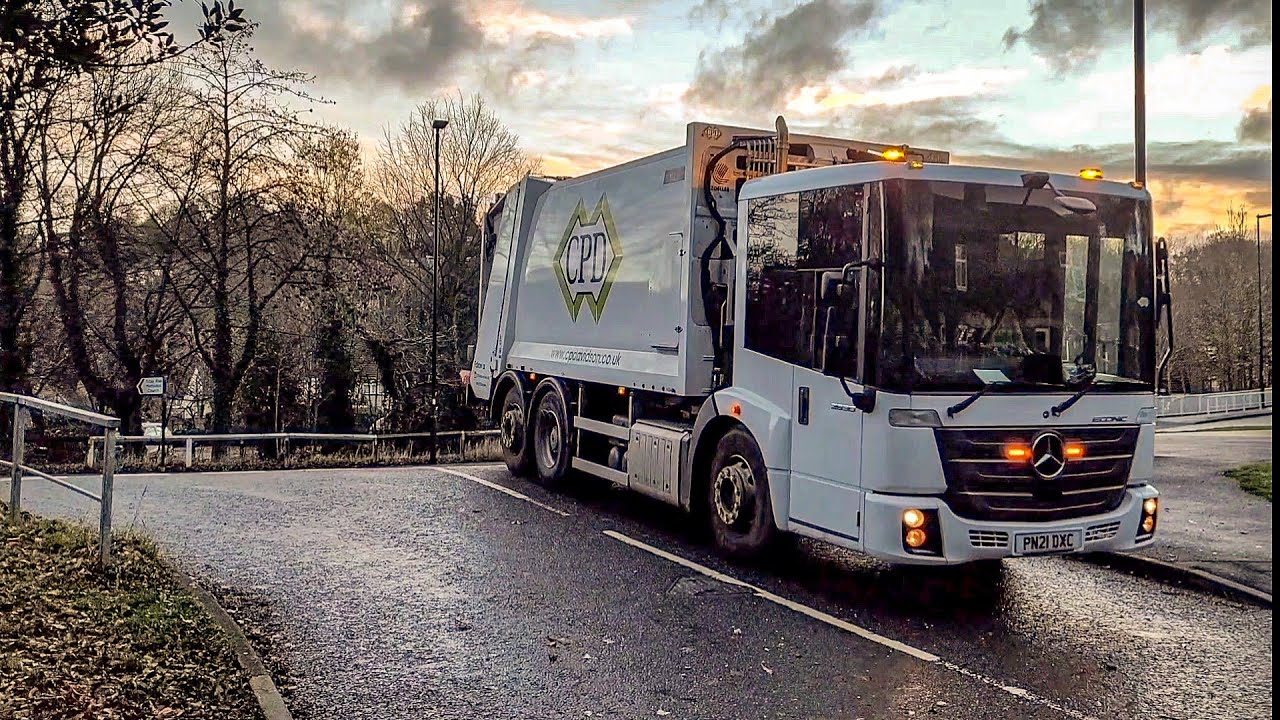 Last collection! Veolia Mercedes Econic Bin lorry on Garden Waste, DXC
