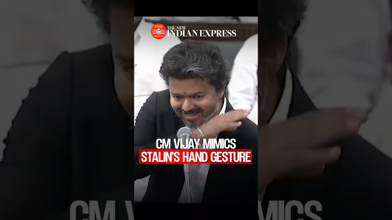 Did CM Vijay just borrow MK Stalin&rsquo;s signature hand gesture?