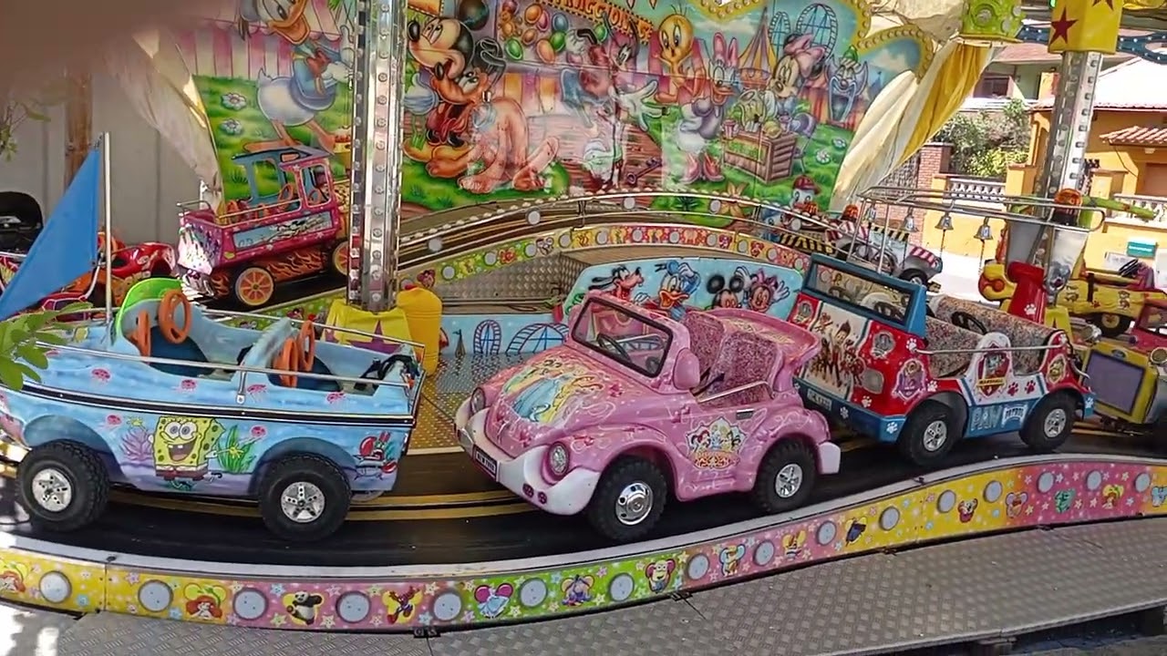 🎠🎢🎡 MONTAJES FERIA CERDANYOLA VALLES 1 AL 5 MAYO 🎠🎢🎡