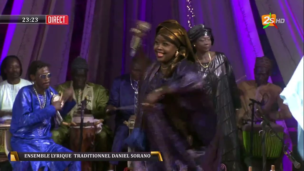 SEYE MBAYE(WOLOF) - MANKA IRA - ENSEMBLE LYRIQUE TRADITIONNEL THEATRE NATIONAL DANIEL SORANO