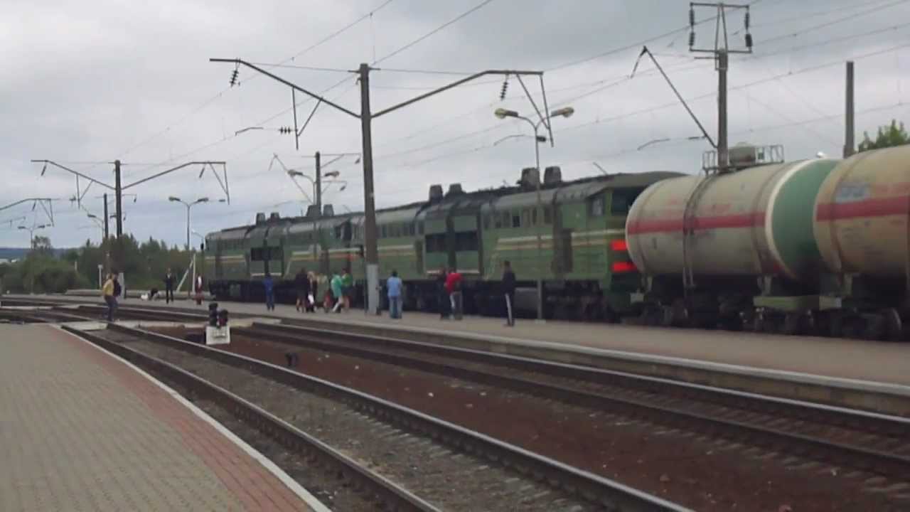 2ТЭ10У-0145 + 2ТЭ10У-0080 с грузовым поездом