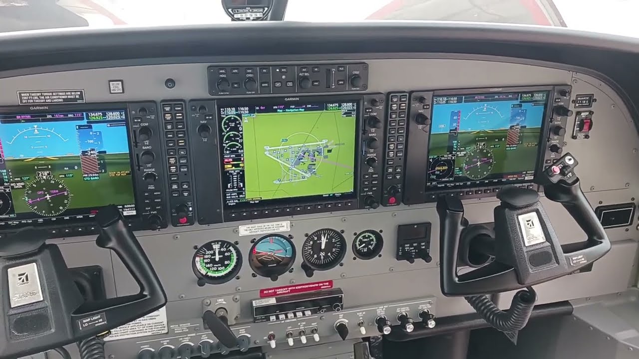 Cessna Grand Caravan EX 208B cockpit tour at NBAA Opa Locka Forum