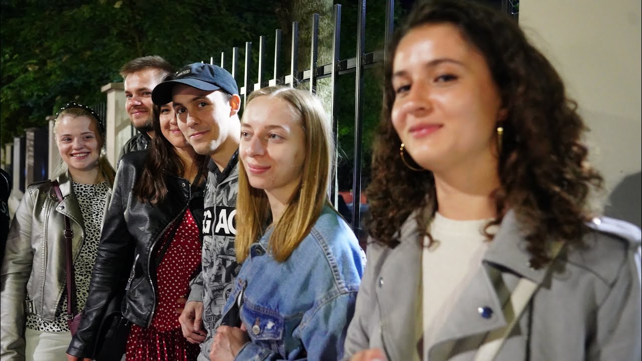 Otwarcie po rewitalizacji Parku Miejskiego w Miechowie maj 2021 nagranie w nocy