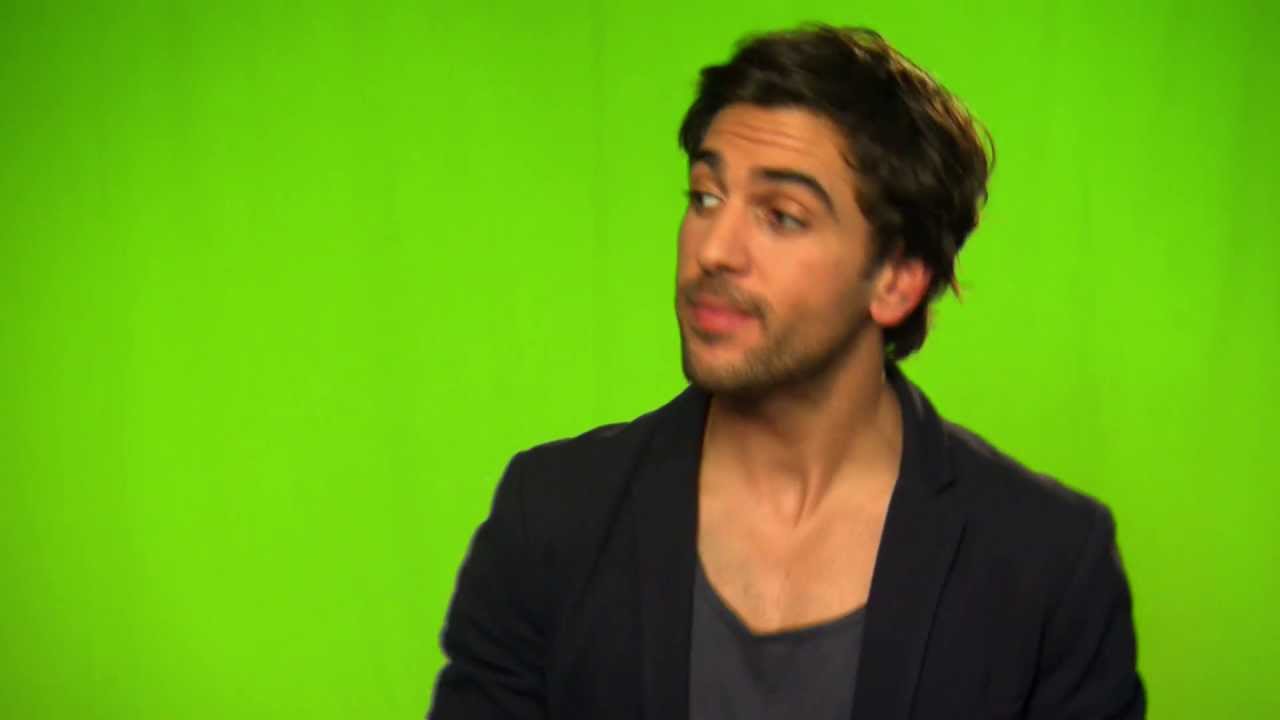 DIE MONSTER UNI - Elyas M'Barek spricht Art - Disney / Pixar