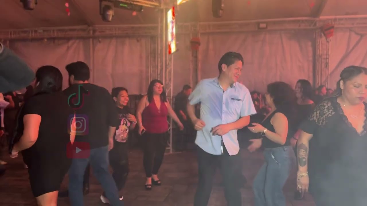 Fiesta pagana / mägo de oz /sonido emperador fiesta patio 