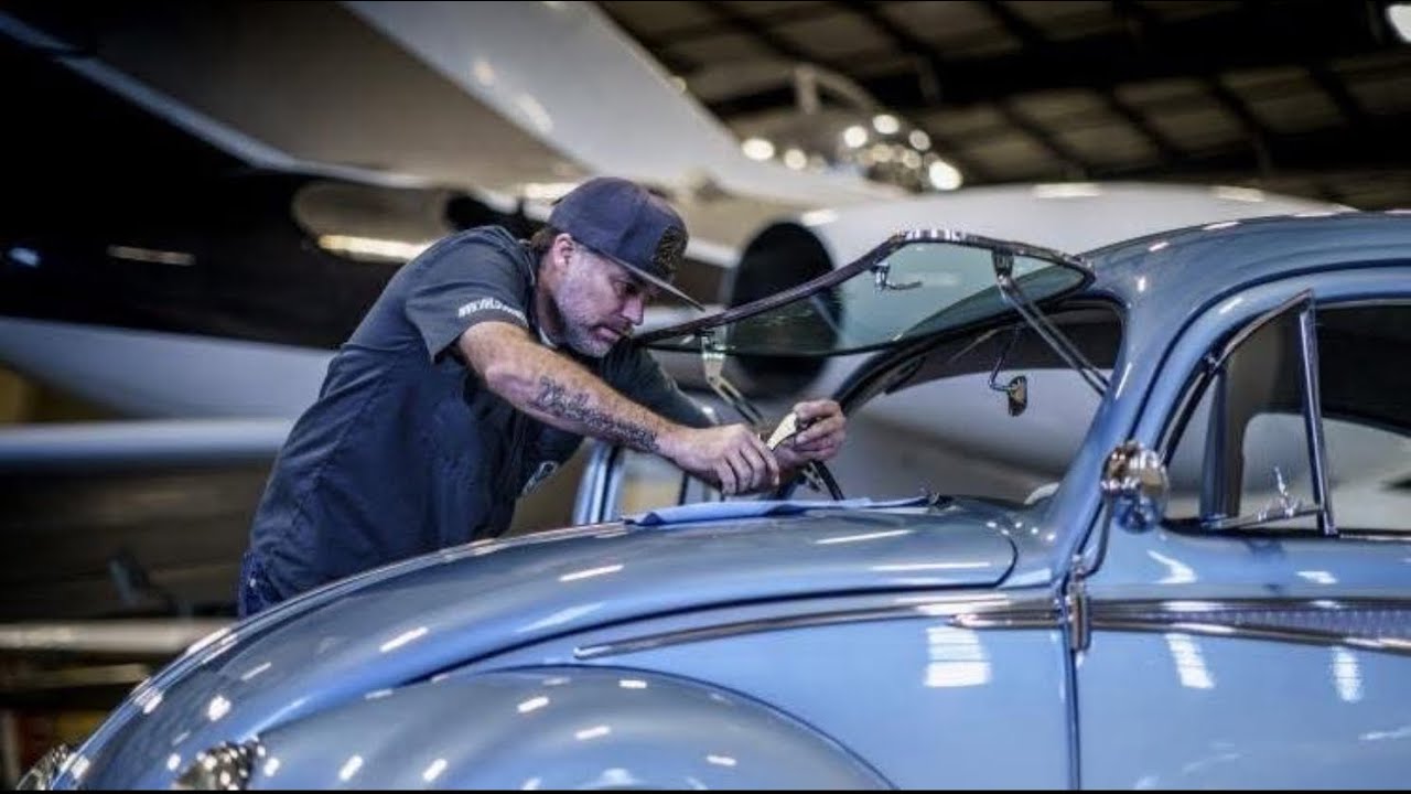 VWLooseNuts front Safari window install.
