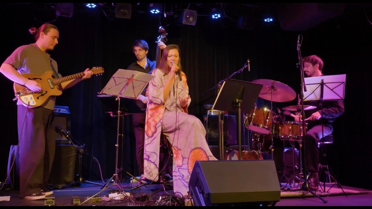 Cisza wszystkich łąk - Aga Kiepuszewska - live at Miejsce Kobiet Festiwal in Słupsk