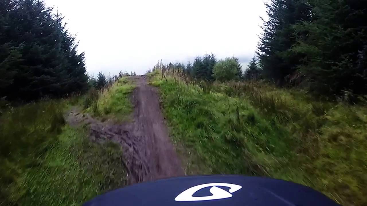 ae dh track run