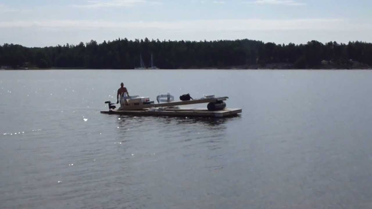 Flytbrygga p&aring; Resa med Mooringankare fr&aring;n AlfaBryggan