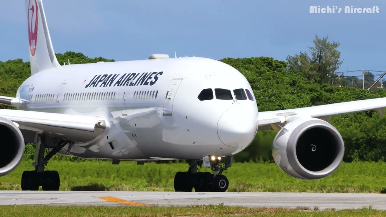 No.17 宮古空港の JAL Boeing 787 の離陸（2025/08/12）