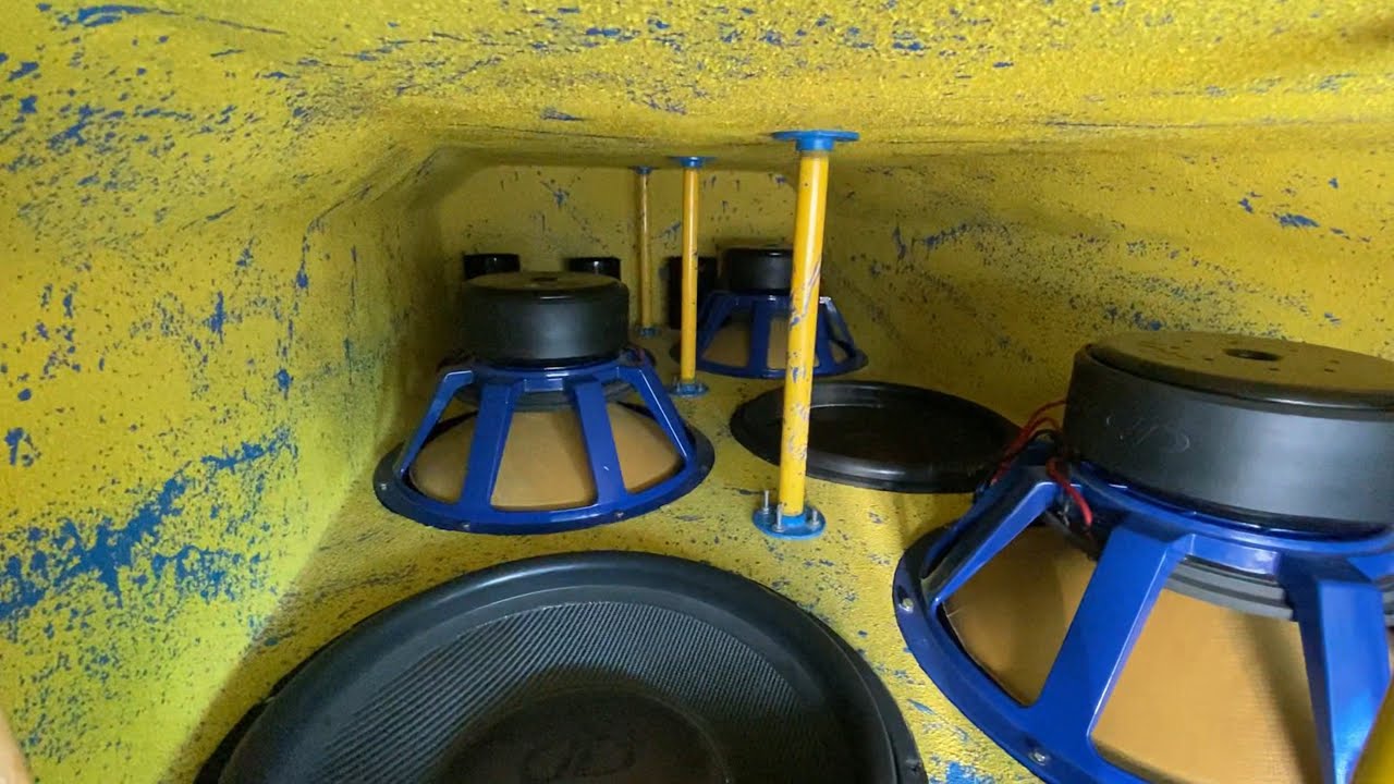 POWERFUL 21 INCH SUBWOOFERS [6]