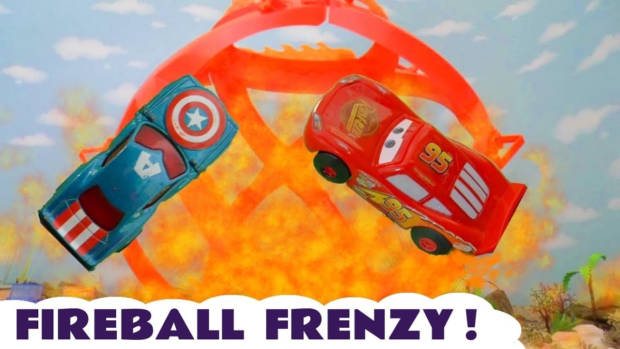 Cars Toys Lightning McQueen in Fireball Frenzy with Funny Funlings