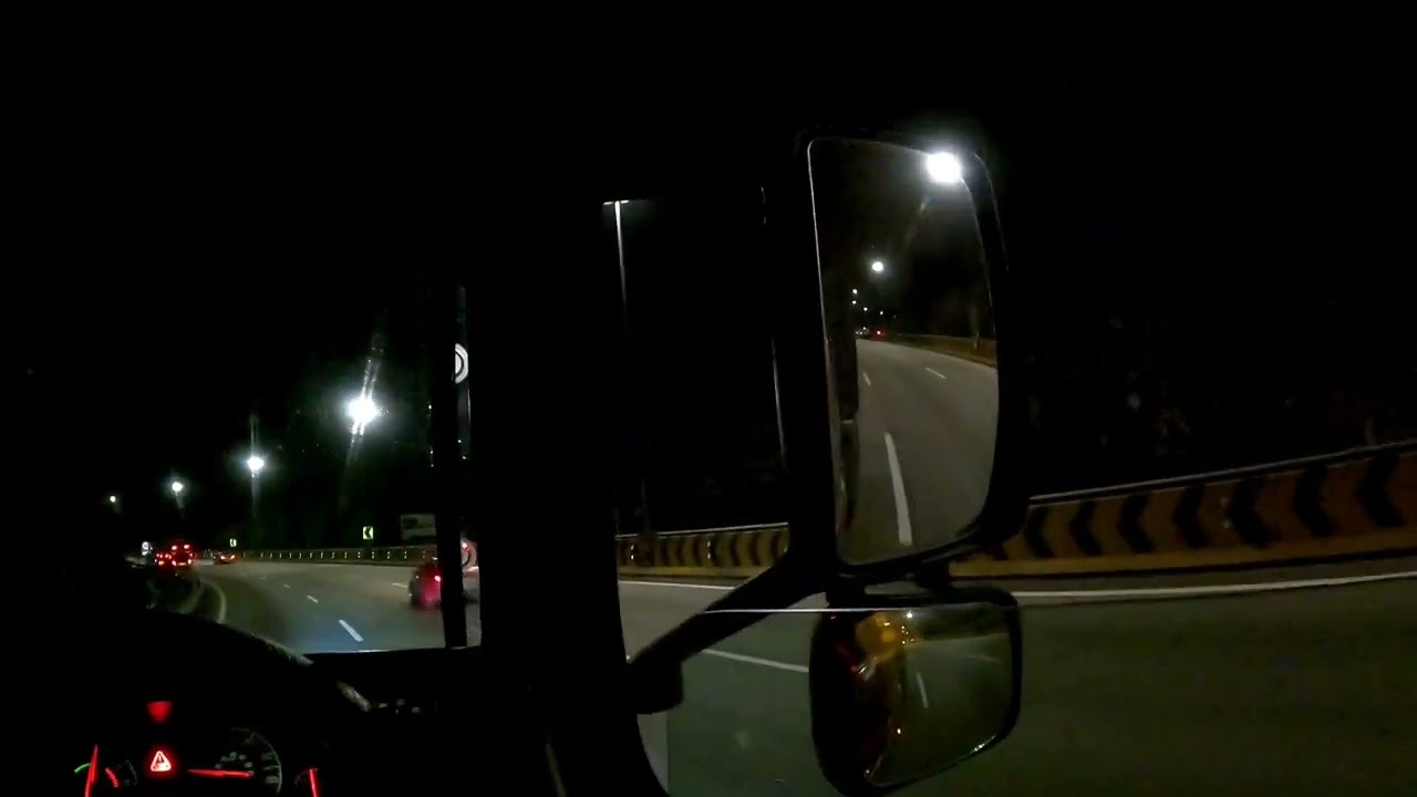 apa yang saya buat ketika mendaki bukit semasa memandu lori?
