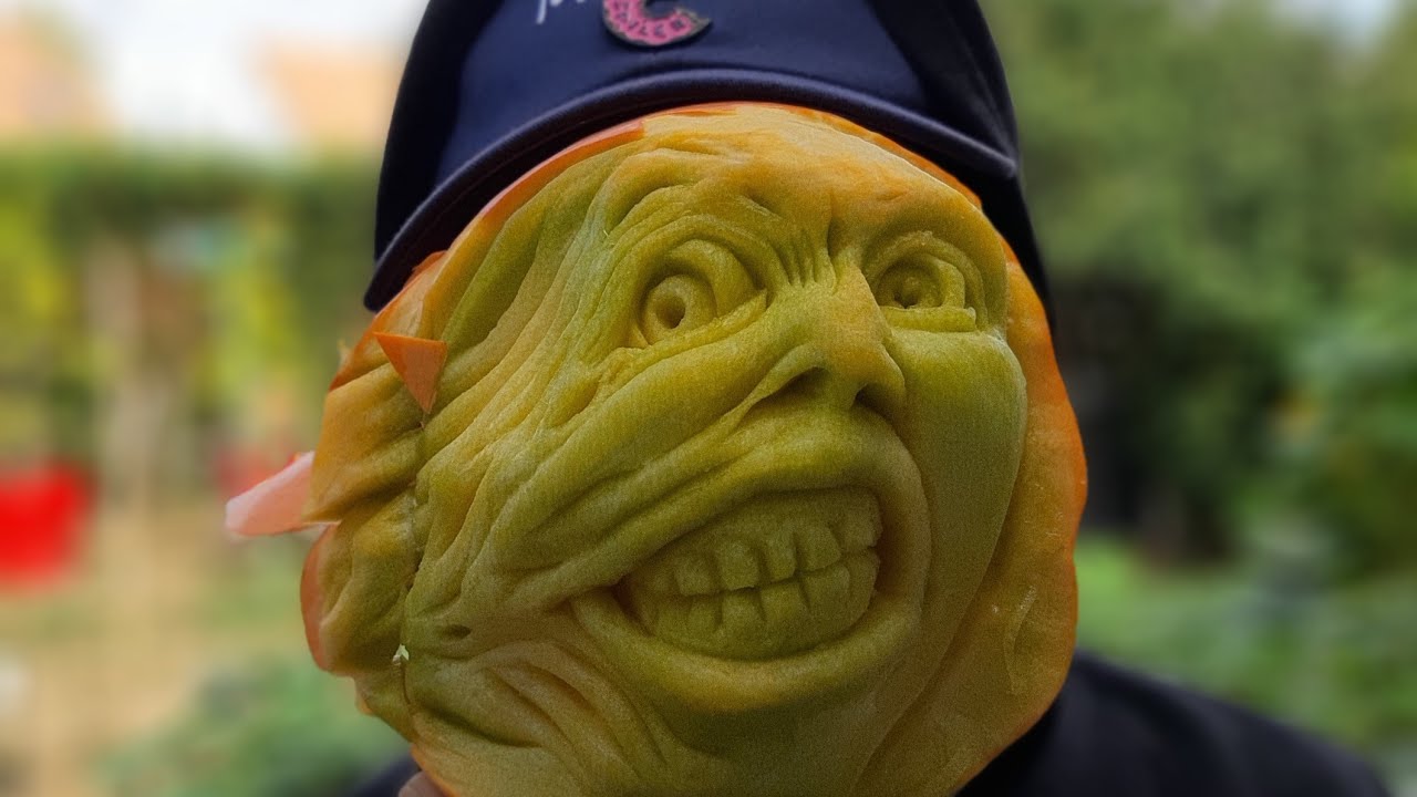 Qui je suis mon parcours. autodidacte dans l'art de la sculpture sur fruits et légumes 