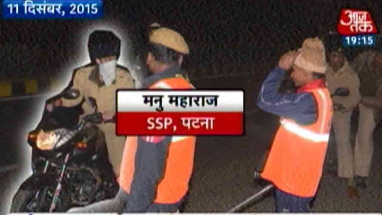 Patna Supercop Patrols The city Wearing A Mask