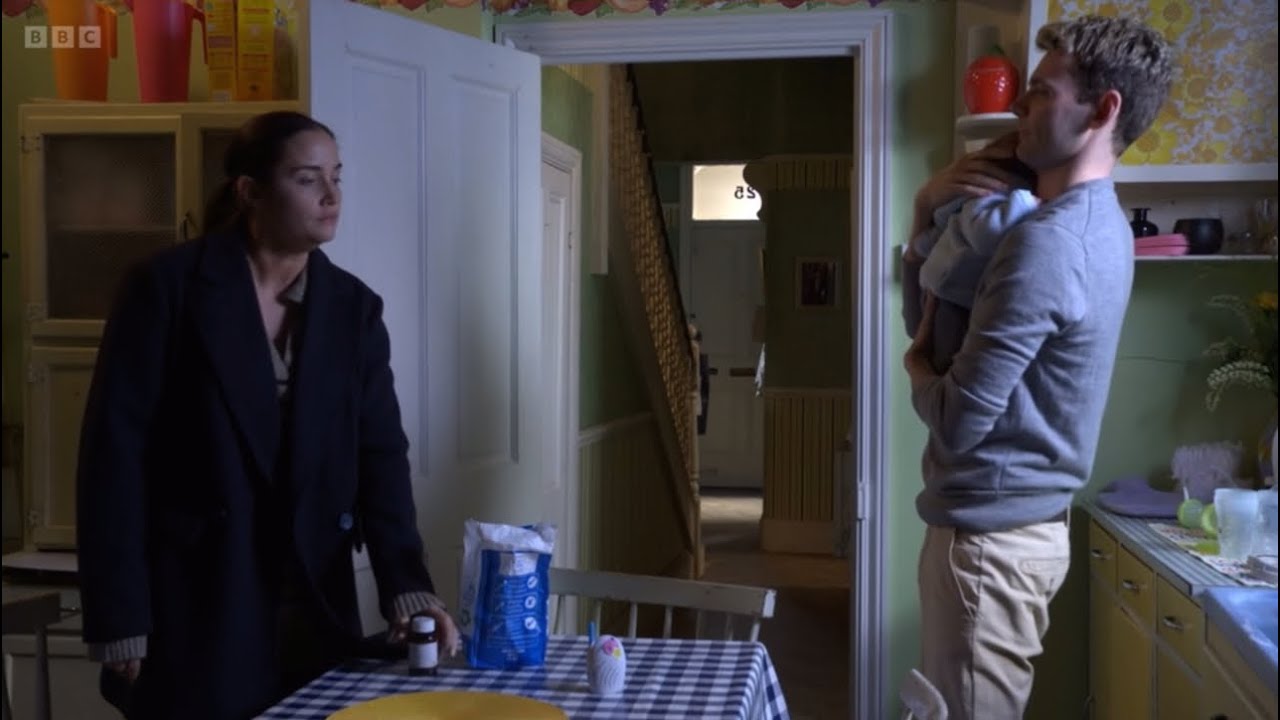 Eastenders Peter says to Lauren that he wants to know what Cindy said to her scene