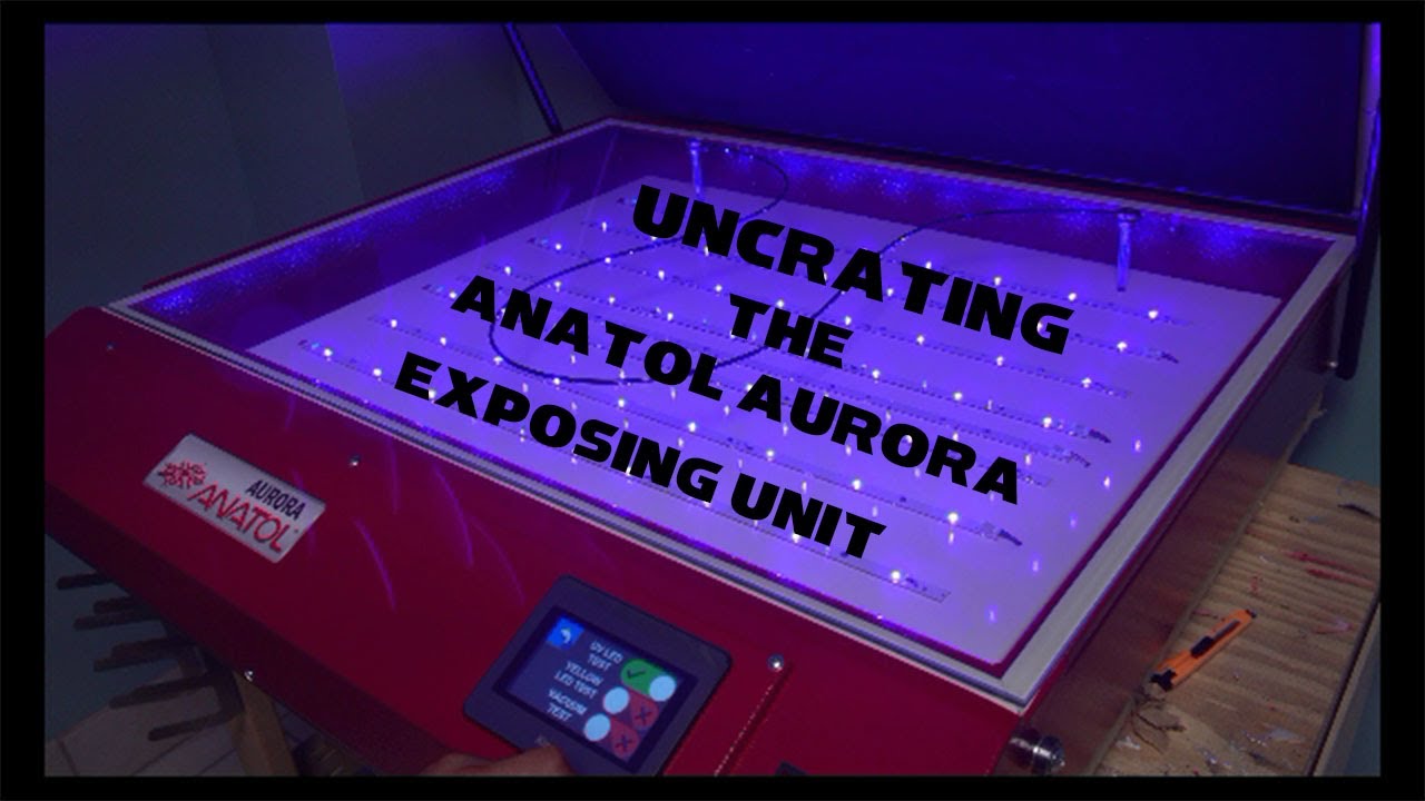 Распаковываем блок экспонирования Anatol Aurora UV LED.