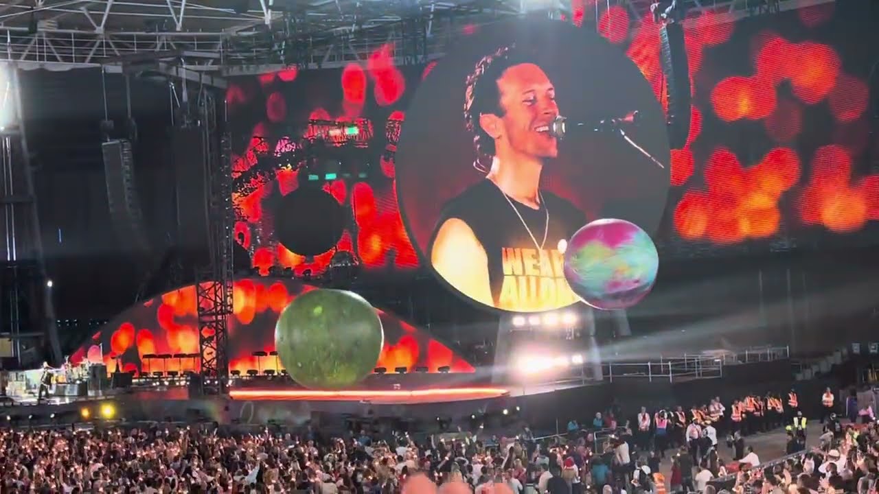 Coldplay - Fix You (Wembley 1st night 2025)