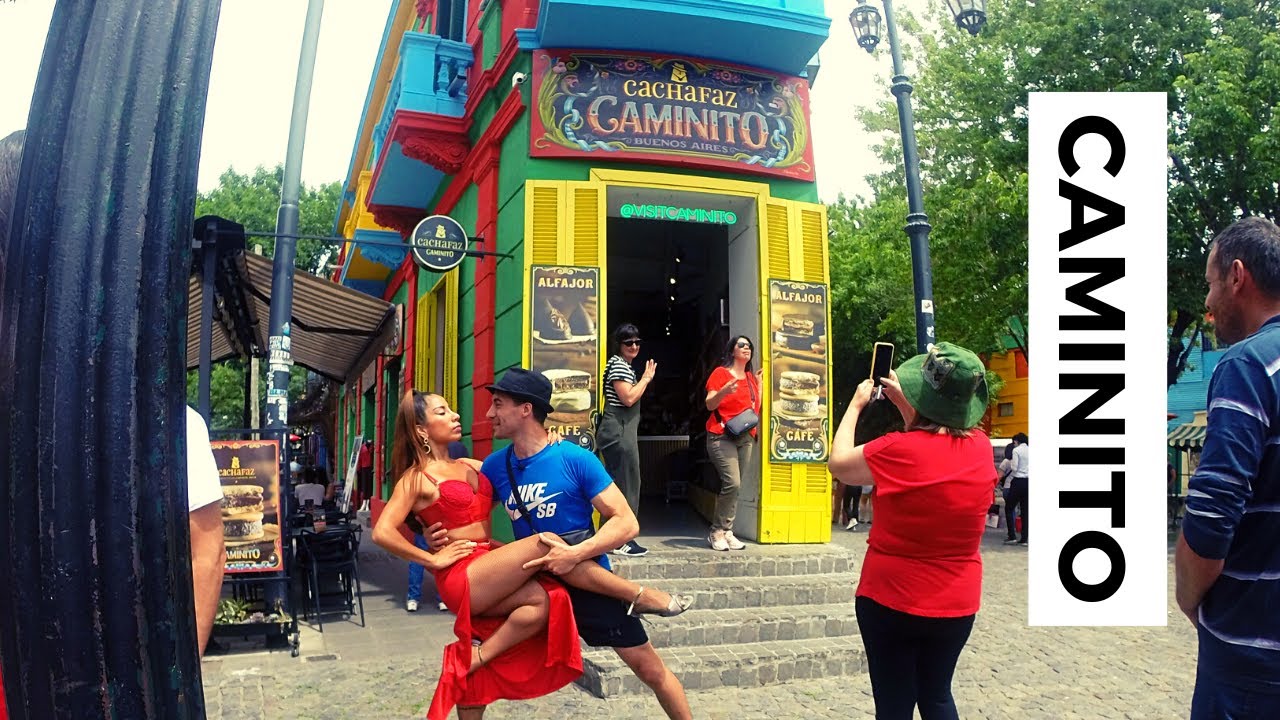 RECORRIENDO CAMINITO + BAR TEMATICO DE DIEGO ARMANDO MARADONA