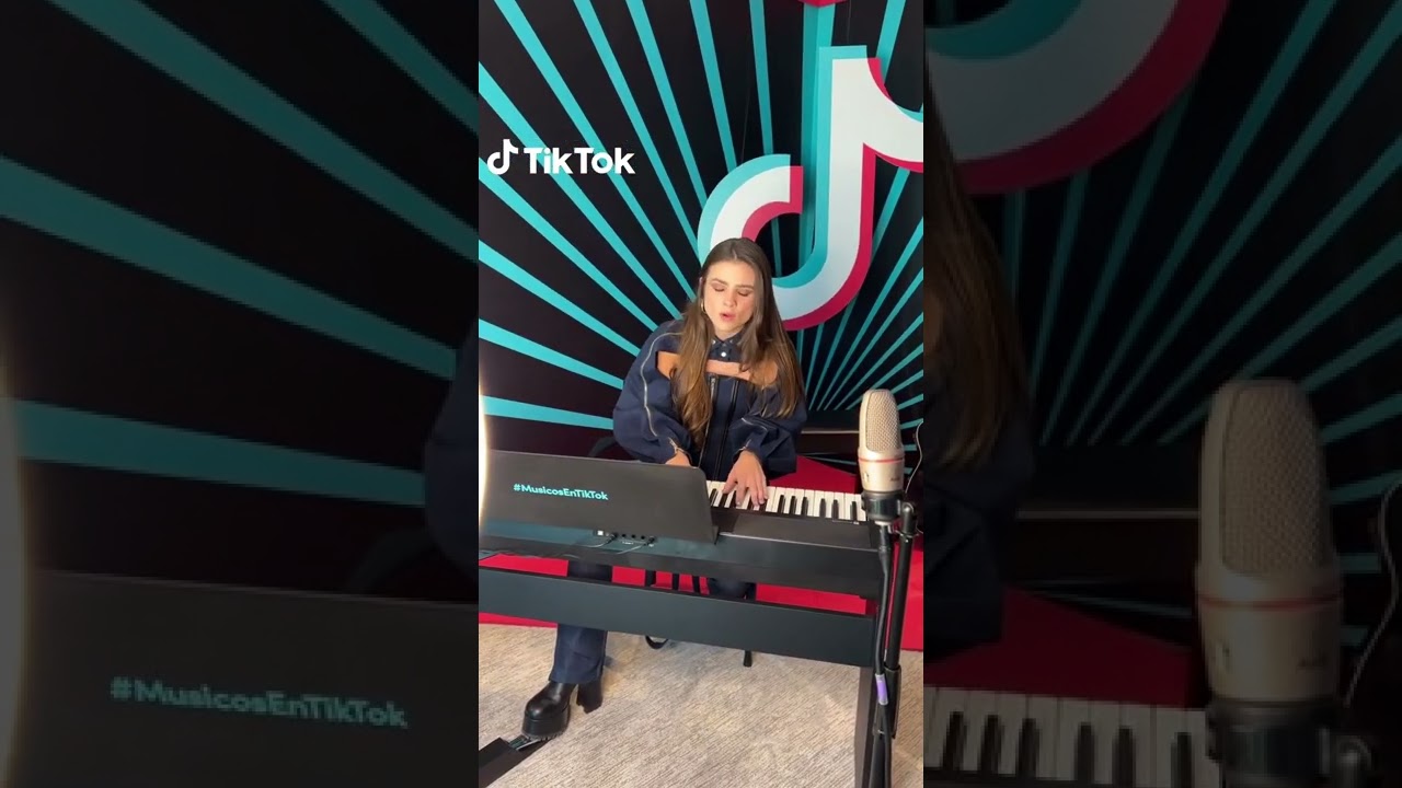 Giulia Be - depois do universo (acústico na suíte do TIKTOK)