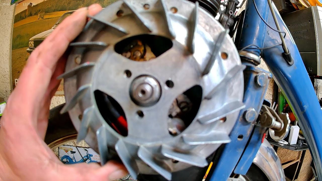 🔧 Tuto Complet : Réglage de l'Allumage Solex 3800 + Démarrage ! 🛵