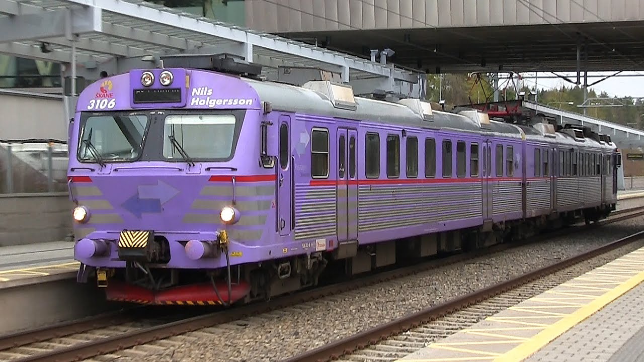 X11 3106 Norrtåg Pendeltåg vid Umeå Östra