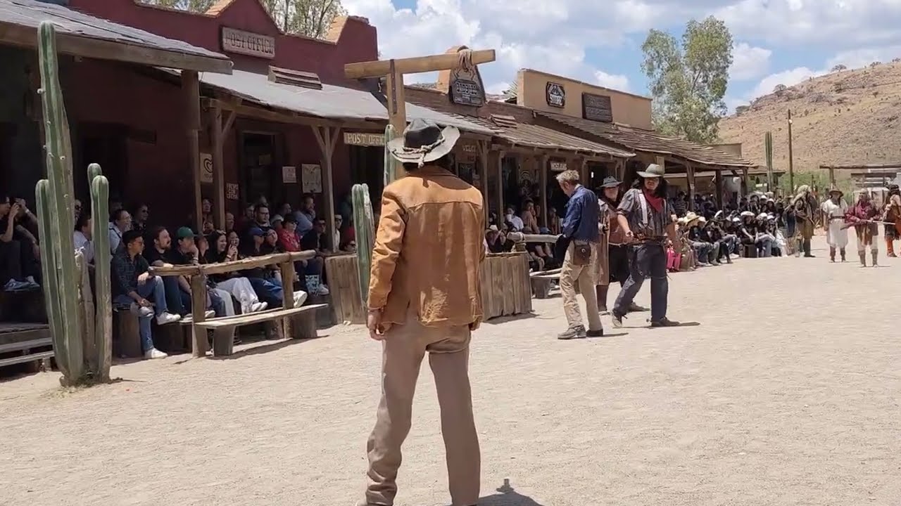 🎬🎥 en el paseo del viejo oeste en Durango Durango