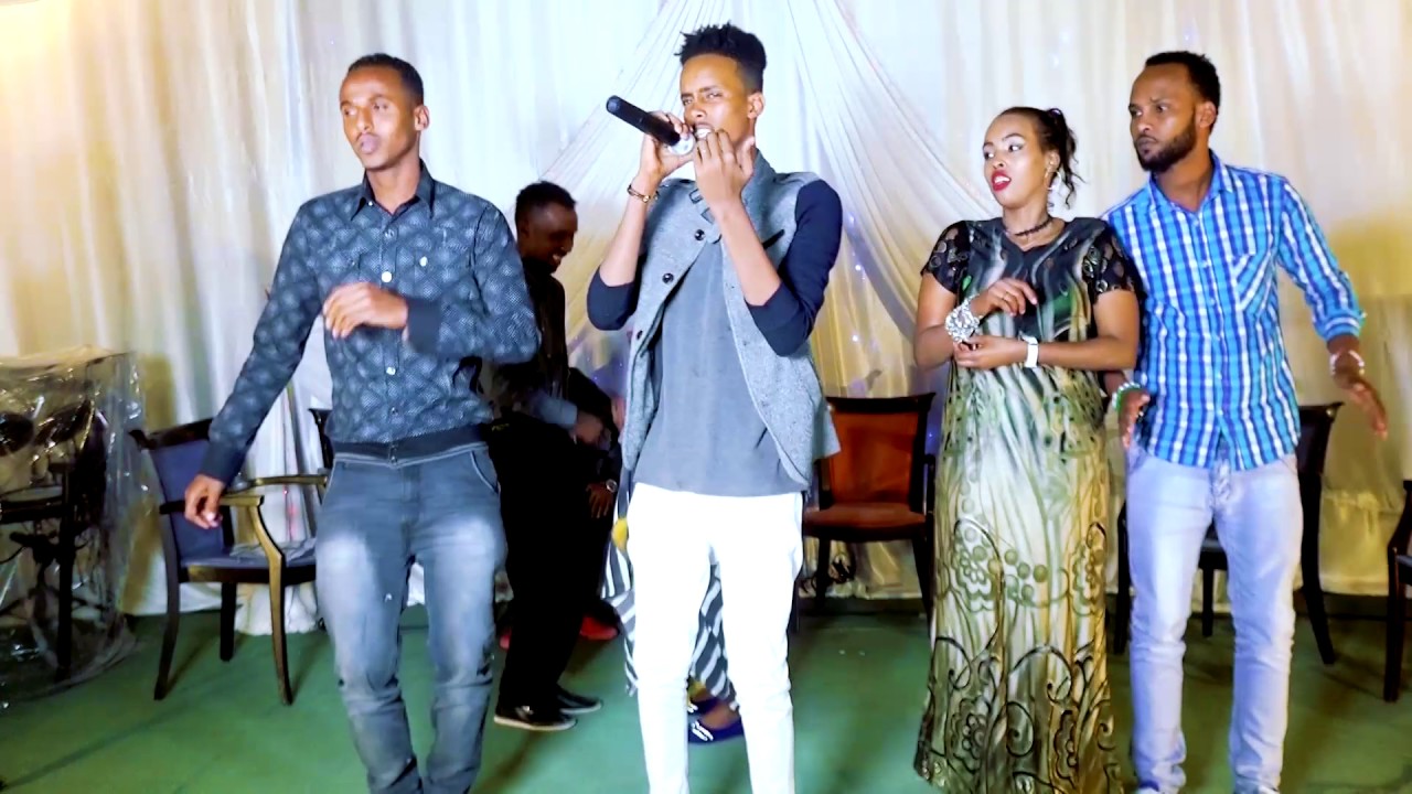 CALI ZAKI KAALAY KAALAY NEW SONG LIVE SHOW EID 2018.HD