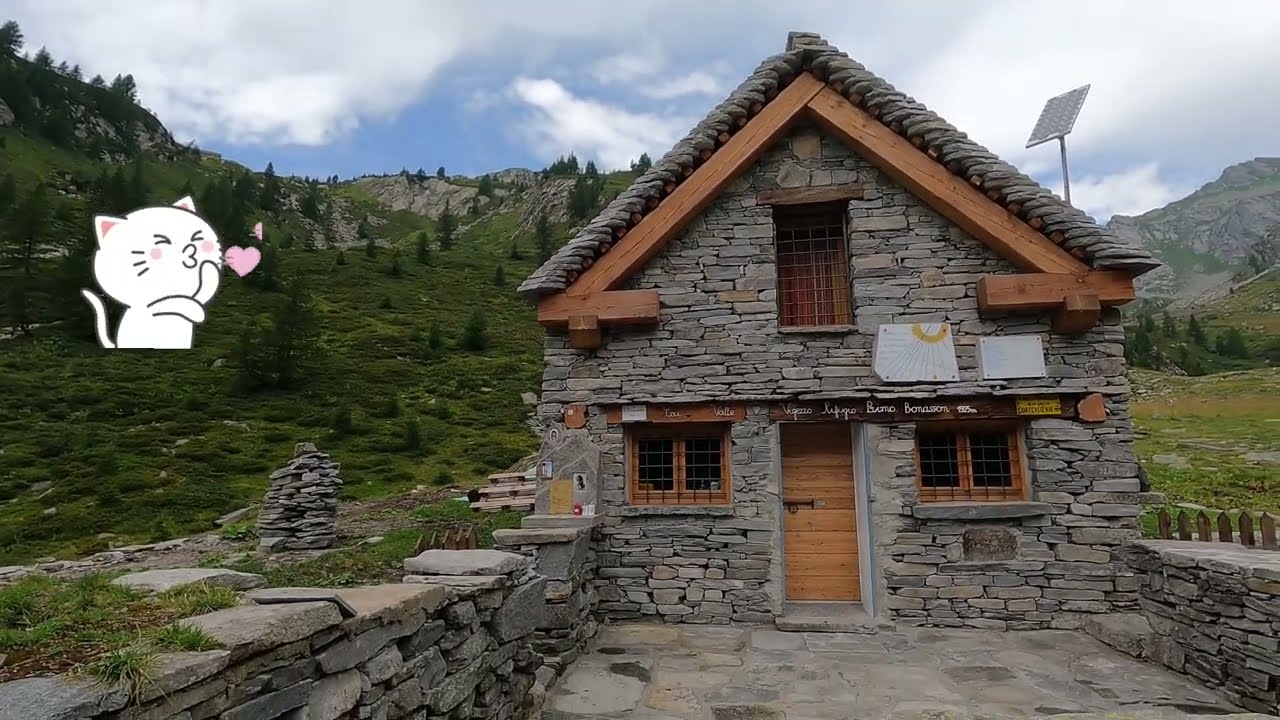 La sconosciuta Val Agarina.                      Rifugio Bonasson