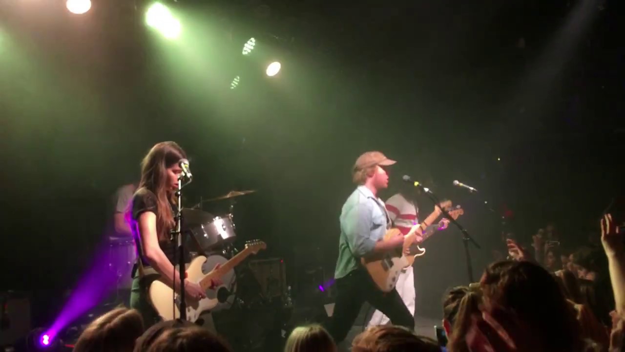 The Jungle Giants - She's a Riot (Live)