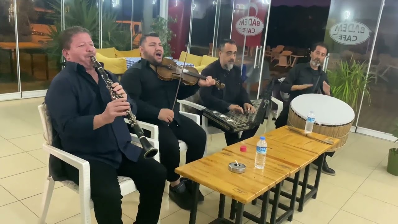 Hüseyin Uygun - Kırmızın Gülün Ali Var