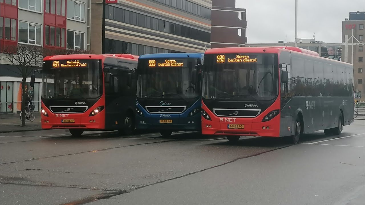 Het bus en trein vervoer in Leiden 01-12-2021