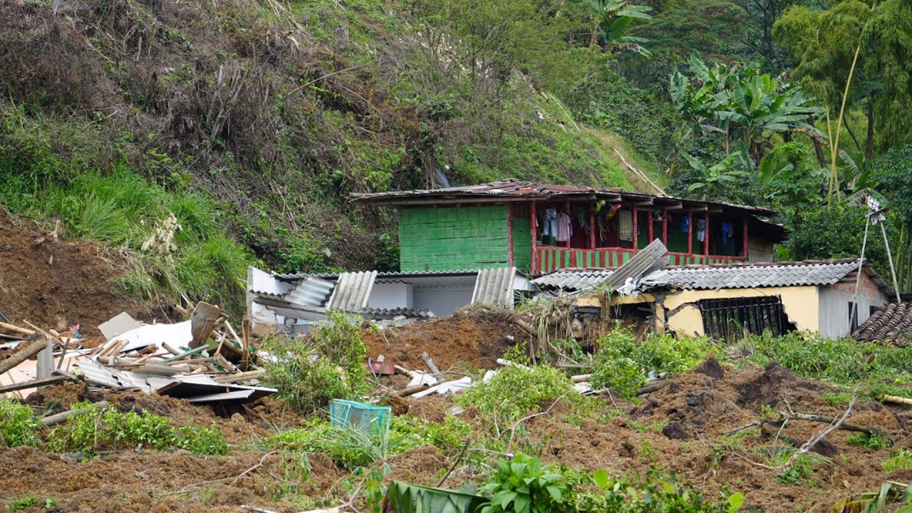 Tragedia Alto de la cruz - Villlamaria Caldas. Unámonos en solidaridad y ayuda.
