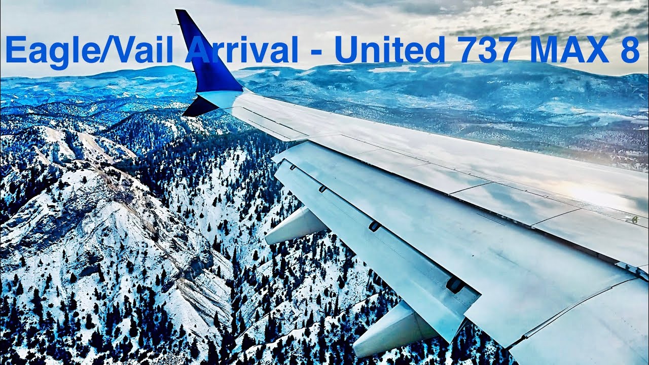 Mountain Next to Runway - Eagle/Vail Arrival - United 737 MAX 8