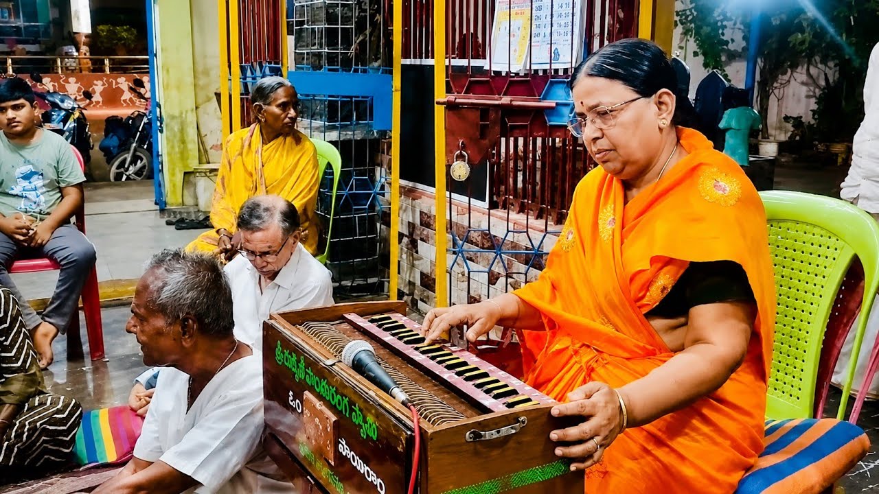 🎹 Temple Bhajan in Madhyamavathi Raga on Piano | Devotional Melody | Vocal, Chorus & Instrumental