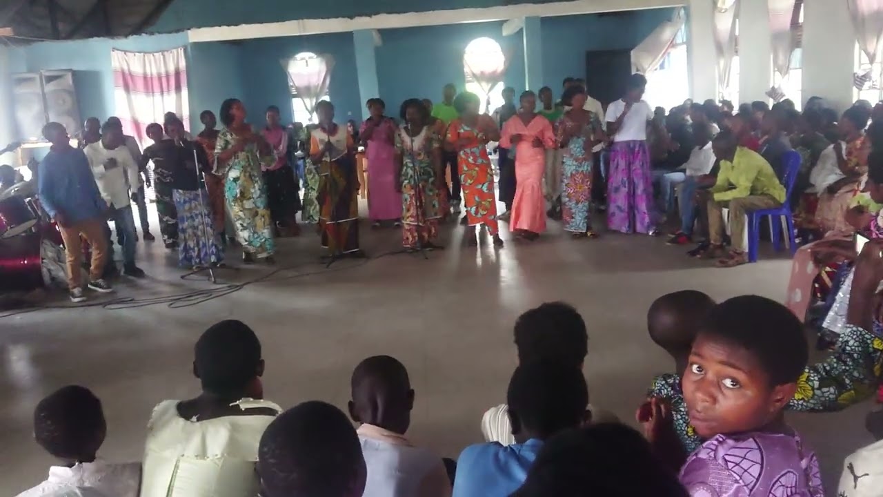 Kwaya mugunga à majengo 