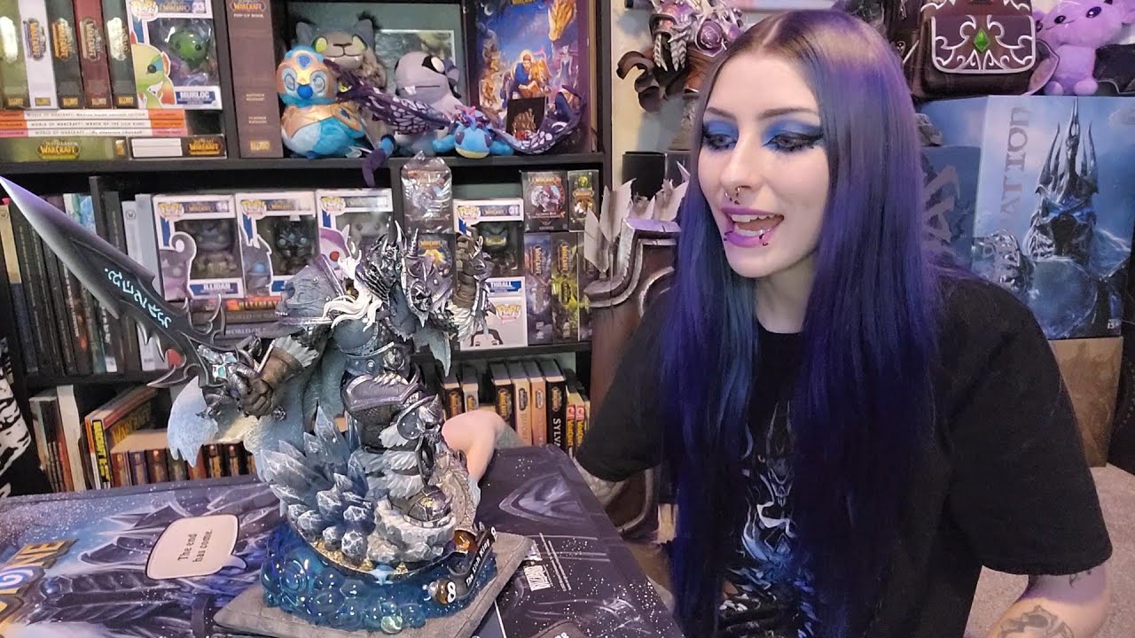 Unboxing The Hearthstone Lich King Statue from HEX Collectibles! ❄️🗡️