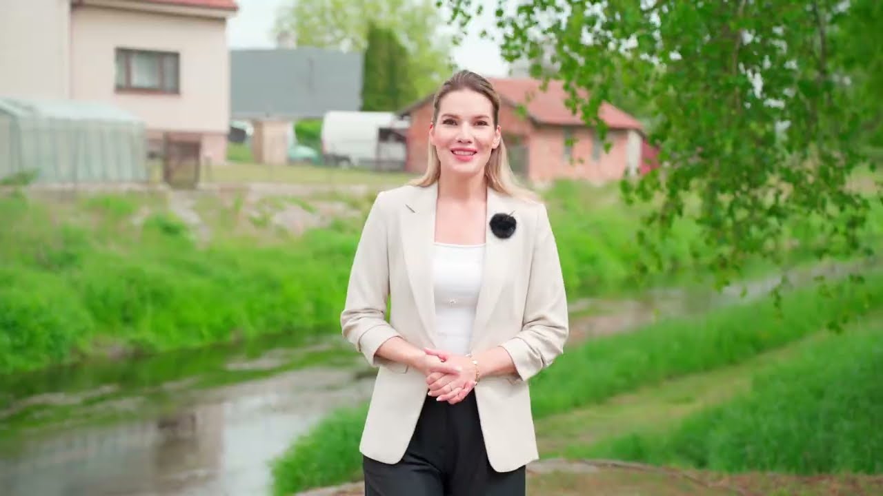 Prodej rodinného domu k rekonstrukci v obci Ledce u Hradce Králové
