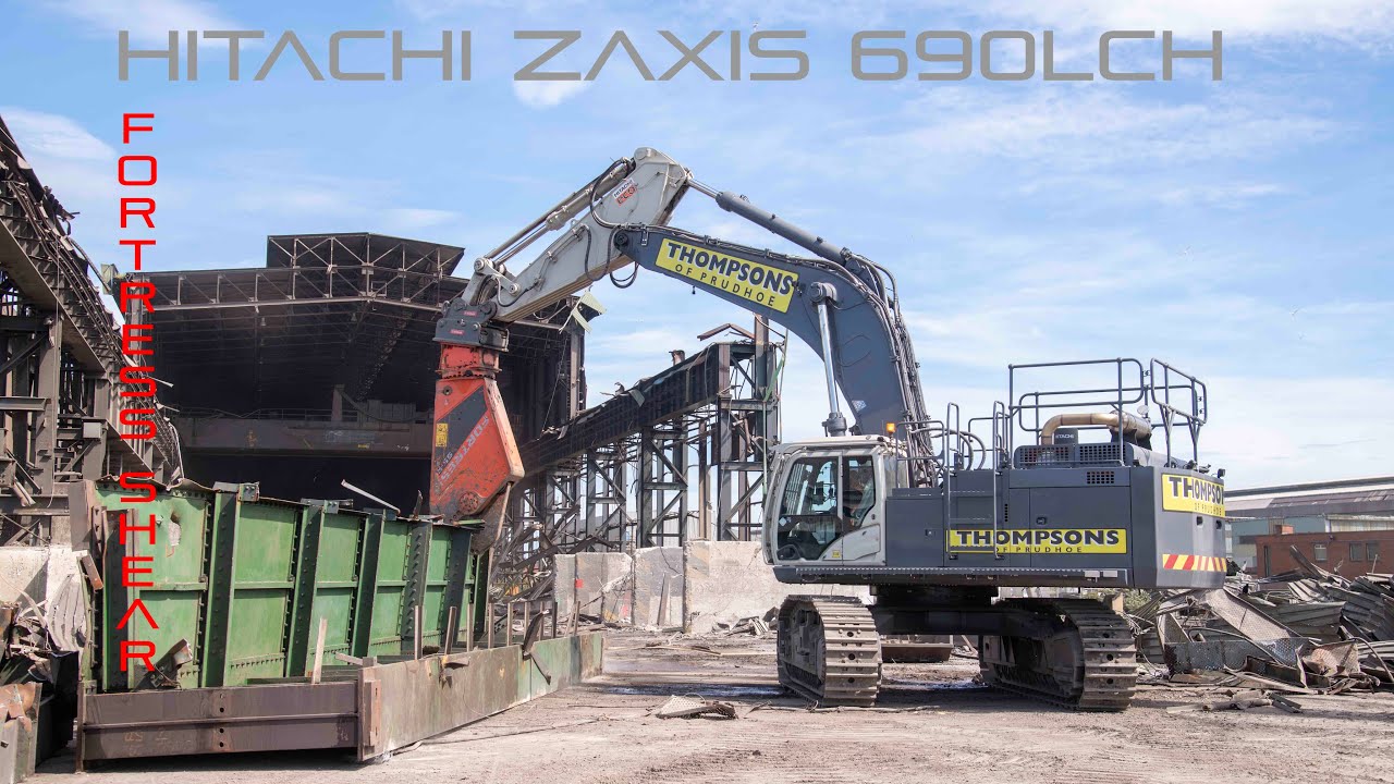 New Hitachi 690 with large steel shear