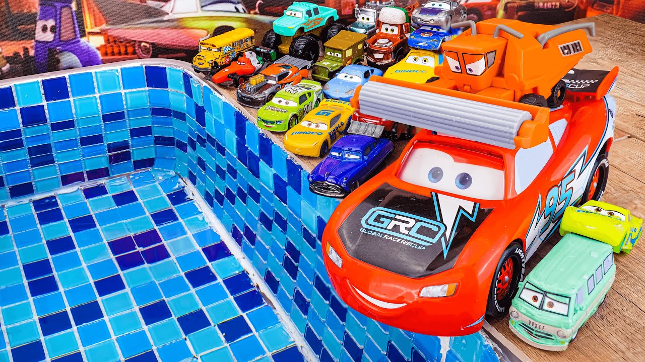 Disney Pixar Cars Unboxing Review | Disney Pixar Cars Global Racers Cup Drift & Race